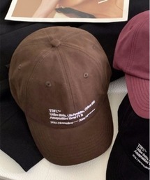 Vini（ヴィニ）の「ユニセックスベーシックロゴ刺繍キャップ（キャップ）」