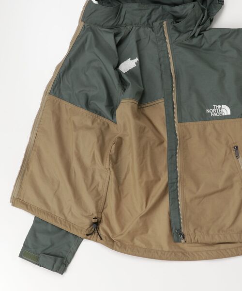 THE NORTH FACE（ザノースフェイス）の「ザ ノース フェイス THE NORTH FACE Compact Jacket コンパクトジャケット(キッズ)（ナイロンジャケット・キッズ・イエロー×グリーン/オリーブ・130cm/150cm/140cm）」の4枚目の写真