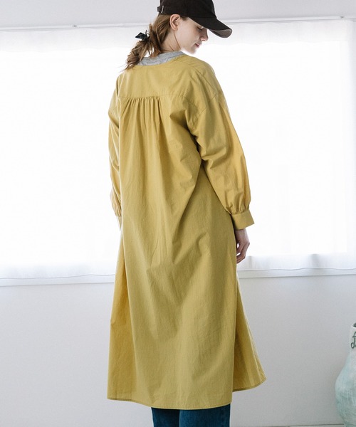 POU DOU DOU(プードゥドゥ)の「フロントフリルワンピース(ワンピース・レディース・ブルー/インディゴブルー/イエロー・3)」の9枚目の写真