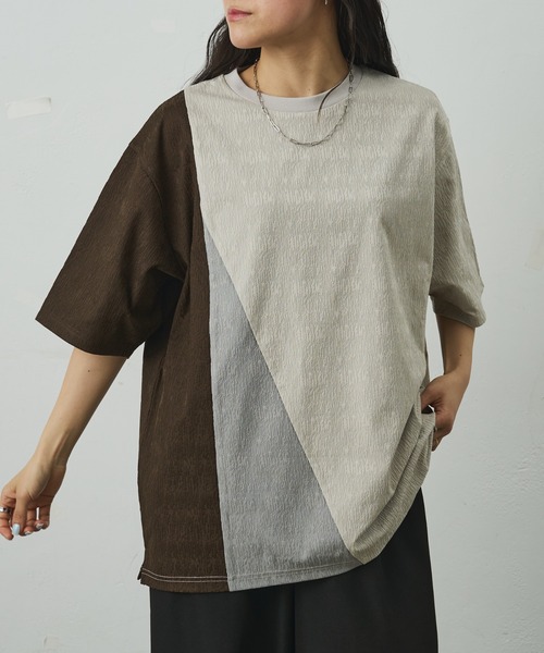 COLONY 2139(コロニートゥーワンスリーナイン)の「ブライトジャガード切替半袖TEE(Tシャツ/カットソー・メンズ・ホワイト/ブラック・MEDIUM/LARGE)」の3枚目の写真