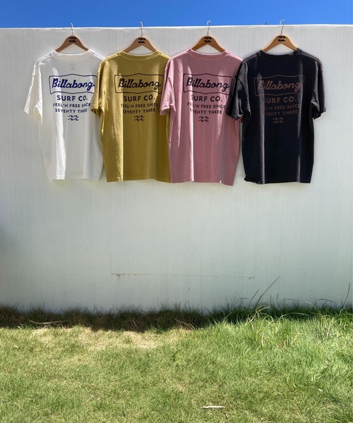 BILLABONG（ビラボン）の「BILLABONG メンズ SIGN Tシャツ 【2026年春夏モデル】/ ビラボン半袖バックプリントTシャツ（Tシャツ/カットソー・メンズ・クリーム/ブラック系その他/イエロー系その他/ピンク系その他・SMALL/MEDIUM/LARGE/X-LARGE）」の5枚目の写真