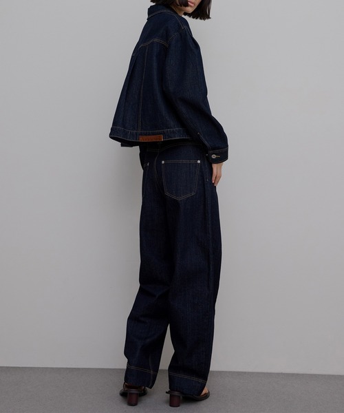 Ameri（アメリ）の「JAPAN MADE CURVE DENIM PANTS（デニムパンツ・レディース・インディゴブルー/ブルー・23inch/26inch/25inch/24inch）」の19枚目の写真
