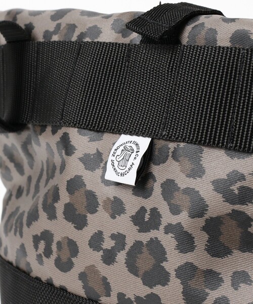 TOKYO CULTUART by BEAMS(トウキョウカルチャートバイビームス)の「TOUR DE TSUMARI × JOCKRIC / "BICYCLE HUNTING BAG" Handle Bar Bag(ハンドバッグ・レディース・グレー/ブラウン・ONE SIZE)」の6枚目の写真