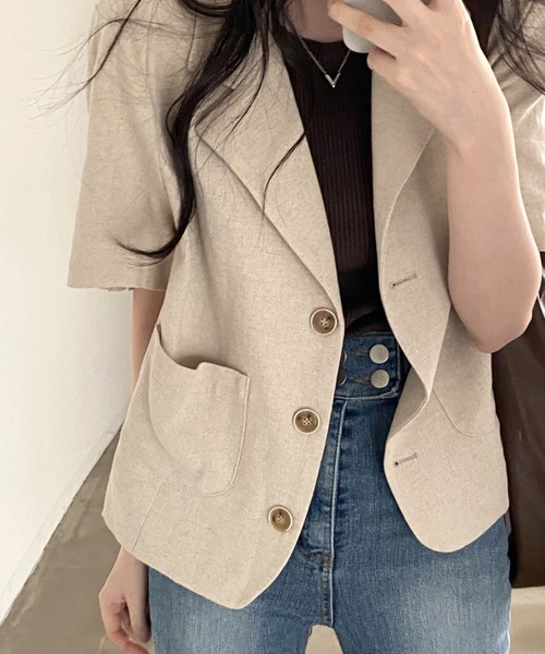 Vipoa(ヴィポア)の「ルーズショートテーラードジャケット(テーラードジャケット・レディース・ブラック/アイボリー・FREE)」の4枚目の写真