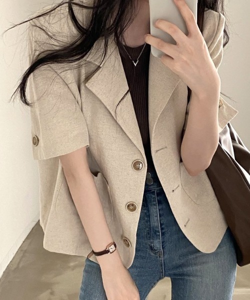 Vipoa(ヴィポア)の「ルーズショートテーラードジャケット(テーラードジャケット・レディース・ブラック/アイボリー・FREE)」の5枚目の写真