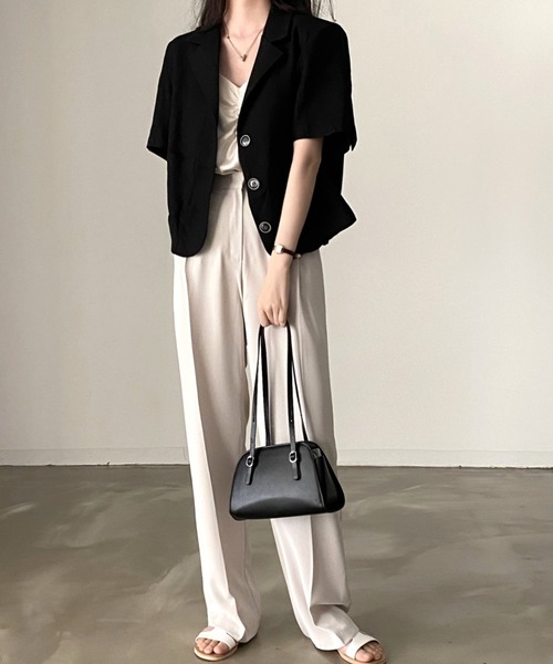 Vipoa(ヴィポア)の「ルーズショートテーラードジャケット(テーラードジャケット・レディース・ブラック/アイボリー・FREE)」の16枚目の写真