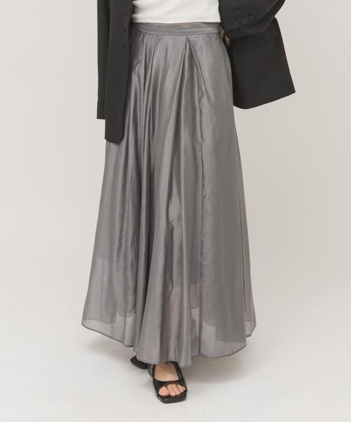 KBF（ケイビーエフ）の「タックフレアシアースカート（スカート・レディース・グレー/ブラック・ONE）」の3枚目の写真