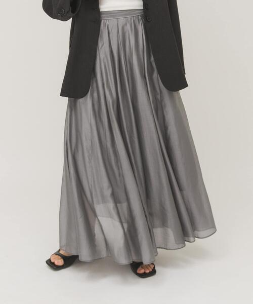 KBF（ケイビーエフ）の「タックフレアシアースカート（スカート・レディース・グレー/ブラック・ONE）」の4枚目の写真