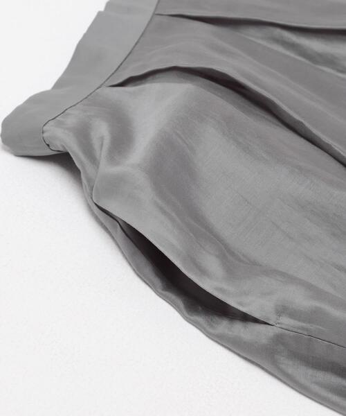 KBF（ケイビーエフ）の「タックフレアシアースカート（スカート・レディース・グレー/ブラック・ONE）」の12枚目の写真