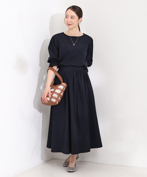 SHOO・LA・RUE（シューラルー）の「【セットアップ可/洗濯機可/S-LL】軽やかに揺れる サッカーチェック フレアスカート（スカート・レディース・ネイビー系1/ホワイト系4/チャコールグレー・02/01/04/03）」の17枚目の写真