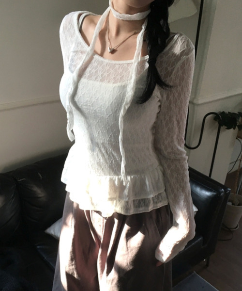 VIVID LADY(ビビッドレディー)の「チョーカー付き ペプラム レースフリルトップス(Tシャツ/カットソー・レディース・ブラック/アイボリー・FREE)」の6枚目の写真