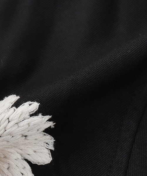 EDIFICE（エディフィス）の「NOMARHYTHM TEXTILE Flower Embroidery オープンカラー ショートスリーブ シャツ（シャツ/ブラウス・メンズ・ブラック/ブラウン系その他・3/4）」の4枚目の写真