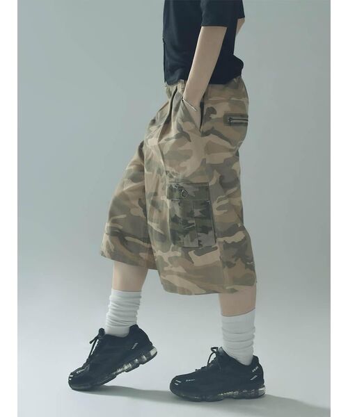 :ETHROF(イーサオブ)の「CAMOUFLAGE CARGO HALF PANTS(その他パンツ・レディース・ベージュ・MEDIUM)」の3枚目の写真