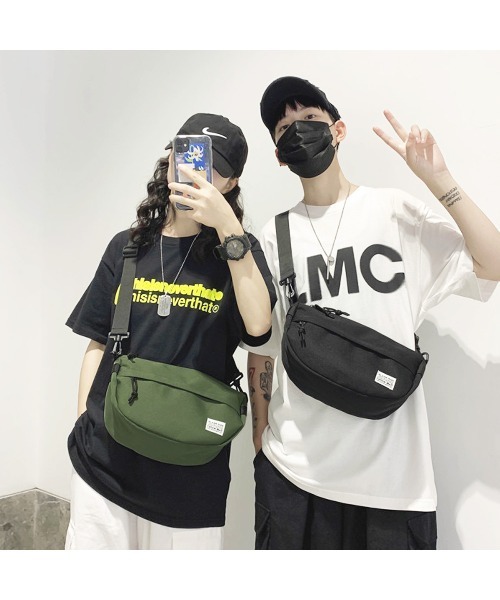 tokohana（トコハナ）の「カジュアルボディバッグ  男女兼用（ボディバッグ/ウエストポーチ・レディース・ブラック/ベージュ/レッド/カーキ・FREE）」の16枚目の写真