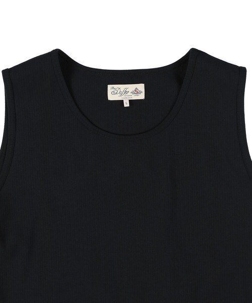 The DUFFER of ST.GEORGE(ザダファーオブセントジョージ)の「「AIR FLEX」RANDOM RIB KNIT TANK TOP :高収縮機能素材「エアフレックス」ランダムリブ タンクトップ / ストレッチ / UVカット / ドライタッチ / アンチピリング / インナー(タンクトップ・メンズ・チャコールグレー/ホワイト/ブラック・LARGE/MEDIUM/X-LARGE)」の16枚目の写真