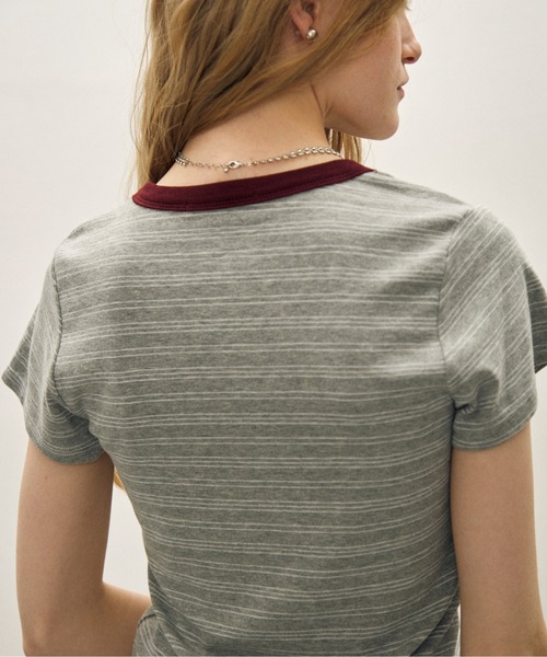 uchi.（ウチ）の「アニマルモチーフミニロゴ胸刺繍 細ボーダーTシャツ（Tシャツ/カットソー・レディース・ライトグレー系/グレー系/レッド系・FREE）」の8枚目の写真