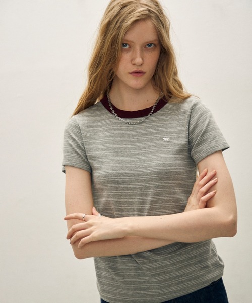 uchi.（ウチ）の「アニマルモチーフミニロゴ胸刺繍 細ボーダーTシャツ（Tシャツ/カットソー・レディース・ライトグレー系/グレー系/レッド系・FREE）」の6枚目の写真