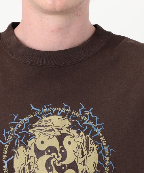 BRAIN DEAD(ブレインデット)の「BRAIN DEAD YING YANG RUN プリントTシャツ(Tシャツ/カットソー・メンズ・ダークブラウン・L/M)」の6枚目の写真