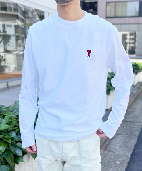 AMI Alexandre Mattiussi(アミアレクサンドルマテュッシ)の「【AMI PARIS】アミ パリス Small Heart Long Sleeve ワンポイント ロゴ ロンT(Tシャツ/カットソー・メンズ・ブラック/グレー/ホワイト・L/M/XL)」の1枚目の写真