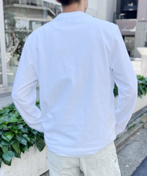 AMI Alexandre Mattiussi(アミアレクサンドルマテュッシ)の「【AMI PARIS】アミ パリス Small Heart Long Sleeve ワンポイント ロゴ ロンT(Tシャツ/カットソー・メンズ・ブラック/グレー/ホワイト・L/M/XL)」の6枚目の写真