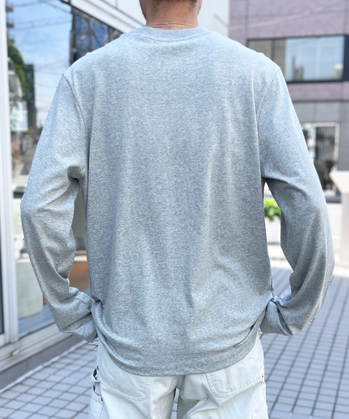 AMI Alexandre Mattiussi(アミアレクサンドルマテュッシ)の「【AMI PARIS】アミ パリス Small Heart Long Sleeve ワンポイント ロゴ ロンT(Tシャツ/カットソー・メンズ・ブラック/グレー/ホワイト・L/M/XL)」の13枚目の写真