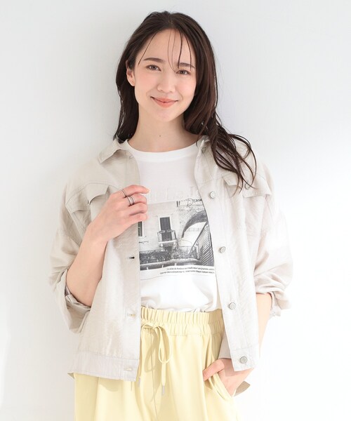 SHOO・LA・RUE(シューラルー)の「【洗濯機可/S-LL】Gジャン風シアーシャツジャケット(ブルゾン・レディース・グレー/ブラック・04/03/02/01)」の3枚目の写真