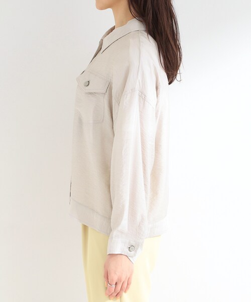 SHOO・LA・RUE(シューラルー)の「【洗濯機可/S-LL】Gジャン風シアーシャツジャケット(ブルゾン・レディース・グレー/ブラック・04/03/02/01)」の12枚目の写真