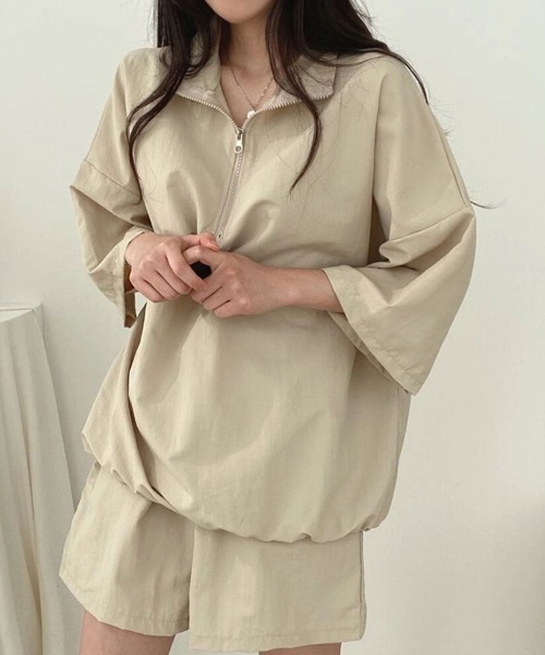 Flugge(フラッジー)の「スポーティーハーフジップセットアップ(その他トップス・レディース・グレー/ベージュ・LARGE/MEDIUM)」の2枚目の写真