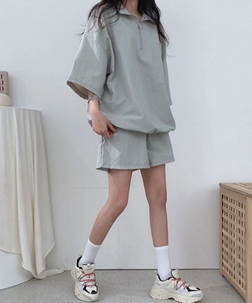 Flugge(フラッジー)の「スポーティーハーフジップセットアップ(その他トップス・レディース・グレー/ベージュ・LARGE/MEDIUM)」の3枚目の写真