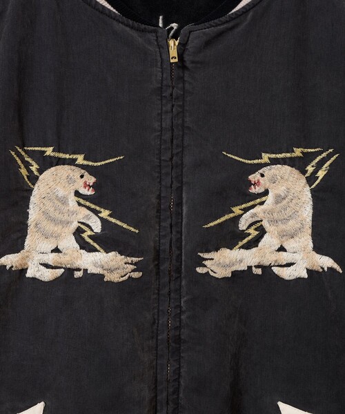 REMI RELIEF(レミレリーフ)の「【イベント限定】【別注】REMI RELIEF / Souvenir Jacket Alaska(スカジャン・メンズ・ブラック・XX-LARGE/X-LARGE/LARGE/MEDIUM/SMALL)」の5枚目の写真