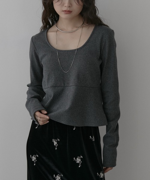 Aunt Marie's(アントマリーズ)の「カップ付きペプラムトップス(Tシャツ/カットソー・レディース・ブラック/ナチュラル/チャコールグレー・FREE)」の1枚目の写真