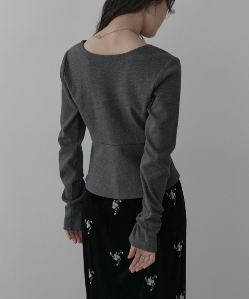 Aunt Marie's(アントマリーズ)の「カップ付きペプラムトップス(Tシャツ/カットソー・レディース・ブラック/ナチュラル/チャコールグレー・FREE)」の20枚目の写真