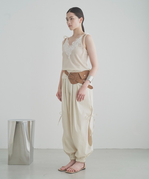 SOEMIN(ソミン)の「Aladdin pants/アラジンパンツ(スラックス・レディース・ブラック/ホワイト・FREE)」の12枚目の写真