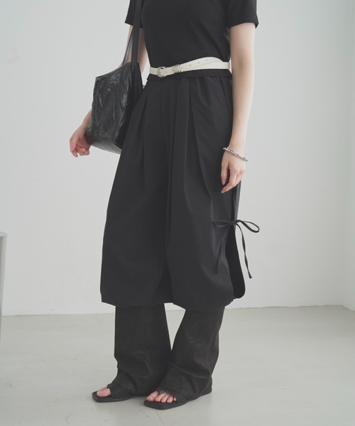 SOEMIN(ソミン)の「Aladdin pants/アラジンパンツ(スラックス・レディース・ブラック/ホワイト・FREE)」の10枚目の写真