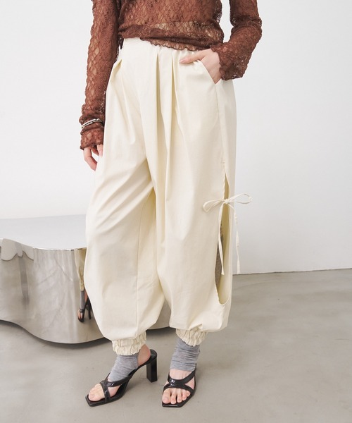 SOEMIN(ソミン)の「Aladdin pants/アラジンパンツ(スラックス・レディース・ブラック/ホワイト・FREE)」の22枚目の写真