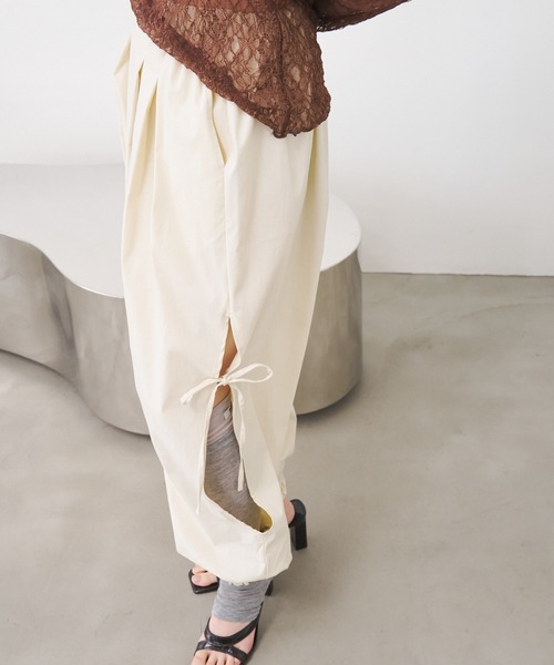 SOEMIN(ソミン)の「Aladdin pants/アラジンパンツ(スラックス・レディース・ブラック/ホワイト・FREE)」の21枚目の写真