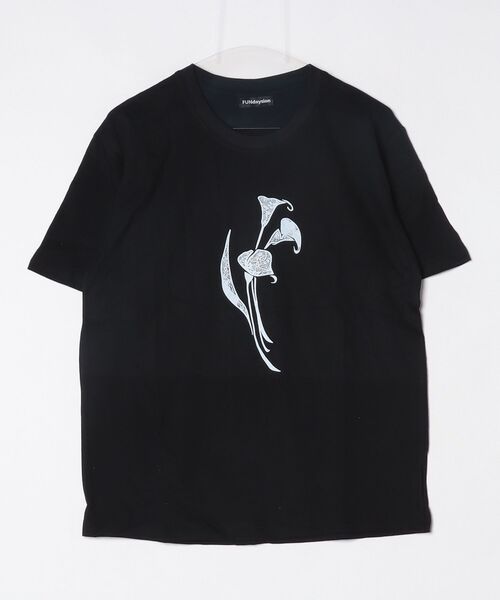 FUNdaysion(ファンデイション)の「フラワープリント半袖Tシャツ(Tシャツ/カットソー・レディース・グレー/ブラック・M)」の11枚目の写真
