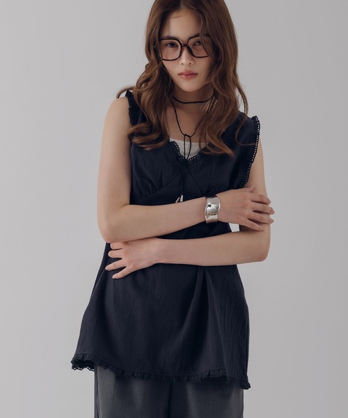 MUHET(ミュエータ)の「cotton lace tunic / コットンレースチュニック(その他トップス・レディース・ネイビー/ブラウン/オフホワイト・FREE)」の17枚目の写真