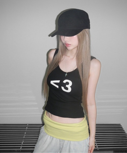 THEAIRTOWN(ジエアタウン)の「sign cap top(タンクトップ・レディース・ブラック/レッド/カーキ/ホワイト・FREE)」の12枚目の写真
