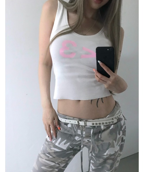 THEAIRTOWN(ジエアタウン)の「sign cap top(タンクトップ・レディース・ブラック/レッド/カーキ/ホワイト・FREE)」の7枚目の写真