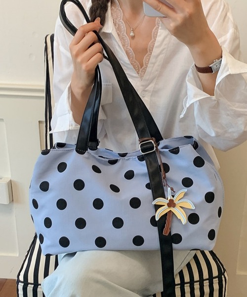 FREE STYLISTS(フリー スタイリスト)の「【Y2Kガーリー】 大容量 ドット柄 2WAY A4 軽量 通勤 通学 カジュアル(ショルダーバッグ・レディース・ホワイト/ブラック・FREE)」の20枚目の写真