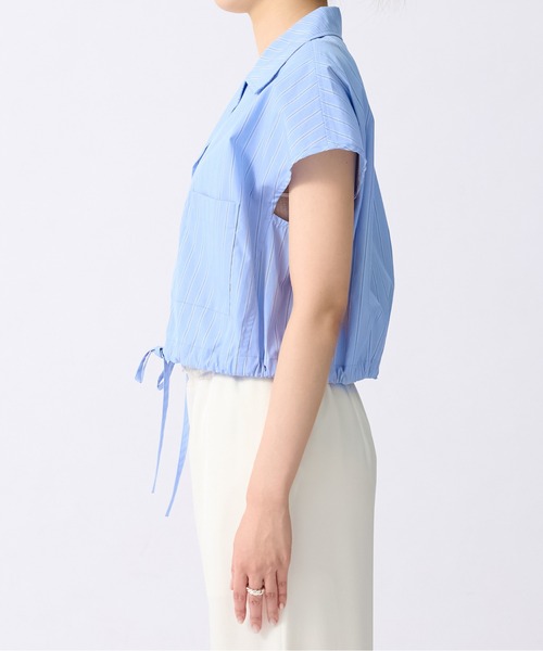 UJOH(ウジョー)の「【UJOH/ウジョー】Open Collar Cropped Shirt/オープンカラークロップドシャツ(シャツ/ブラウス・レディース・ブルー・2)」の5枚目の写真