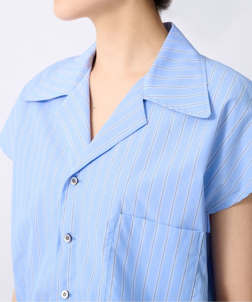 UJOH(ウジョー)の「【UJOH/ウジョー】Open Collar Cropped Shirt/オープンカラークロップドシャツ(シャツ/ブラウス・レディース・ブルー・2)」の8枚目の写真