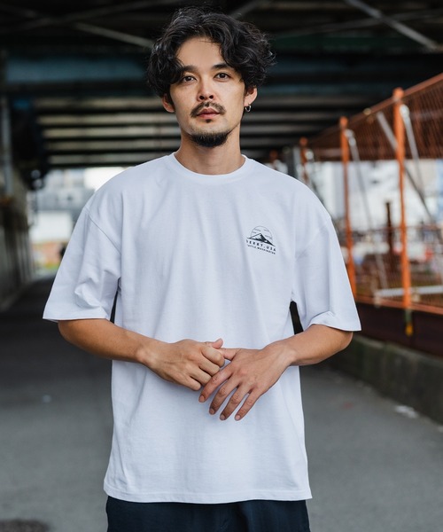 En serio TOKYO(エンソリオトーキョー)の「【GERRY】別注ポイントカラーMTモチーフ半袖Tシャツ 52-9190G-IMP(Tシャツ/カットソー・メンズ・ブラック/ホワイト/ダークブルー/オートミール/カーキ・SMALL/MEDIUM/LARGE/X-LARGE)」の6枚目の写真