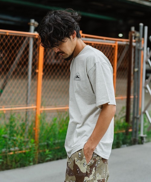En serio TOKYO(エンソリオトーキョー)の「【GERRY】別注ポイントカラーMTモチーフ半袖Tシャツ 52-9190G-IMP(Tシャツ/カットソー・メンズ・ブラック/ホワイト/ダークブルー/オートミール/カーキ・SMALL/MEDIUM/LARGE/X-LARGE)」の16枚目の写真