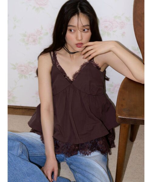 LAGUNAMOON(ラグナムーン)の「レースレイヤードランジェリーチュニック 【夏服】【レイヤードトップス】(キャミソール・レディース・ホワイト/ブラック/ブラウン/ライトブルー・FREE)」の3枚目の写真