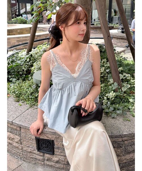 LAGUNAMOON(ラグナムーン)の「レースレイヤードランジェリーチュニック 【夏服】【レイヤードトップス】(キャミソール・レディース・ホワイト/ブラック/ブラウン/ライトブルー・FREE)」の8枚目の写真