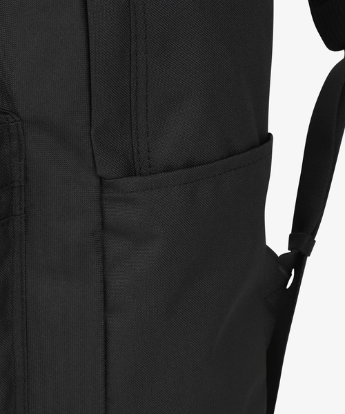 THE NORTH FACE(ザノースフェイス)の「【韓国限定・日本未入荷】THE NORTH FACE STANDARD DAYPACK / ノースフェイス スタンダードデイパック(バックパック/リュック・メンズ・ブラック/クリーム/グレイッシュベージュ・FREE)」の8枚目の写真
