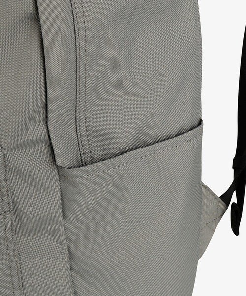 THE NORTH FACE(ザノースフェイス)の「【韓国限定・日本未入荷】THE NORTH FACE STANDARD DAYPACK / ノースフェイス スタンダードデイパック(バックパック/リュック・メンズ・ブラック/クリーム/グレイッシュベージュ・FREE)」の22枚目の写真