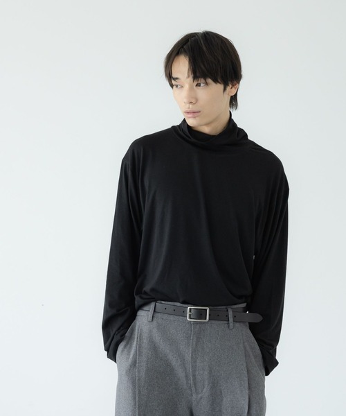LOWRYS FARM(ローリーズファーム)の「【LFM(U)】TRカットタートルロングスリーブ 1070124(Tシャツ/カットソー・メンズ・ホワイト/ブラック/チャコールグレー・MEDIUM/LARGE)」の2枚目の写真